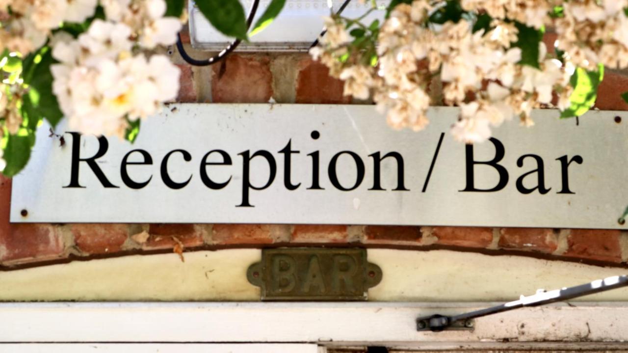 The Cottage Hotel Bradmore  Exterior photo